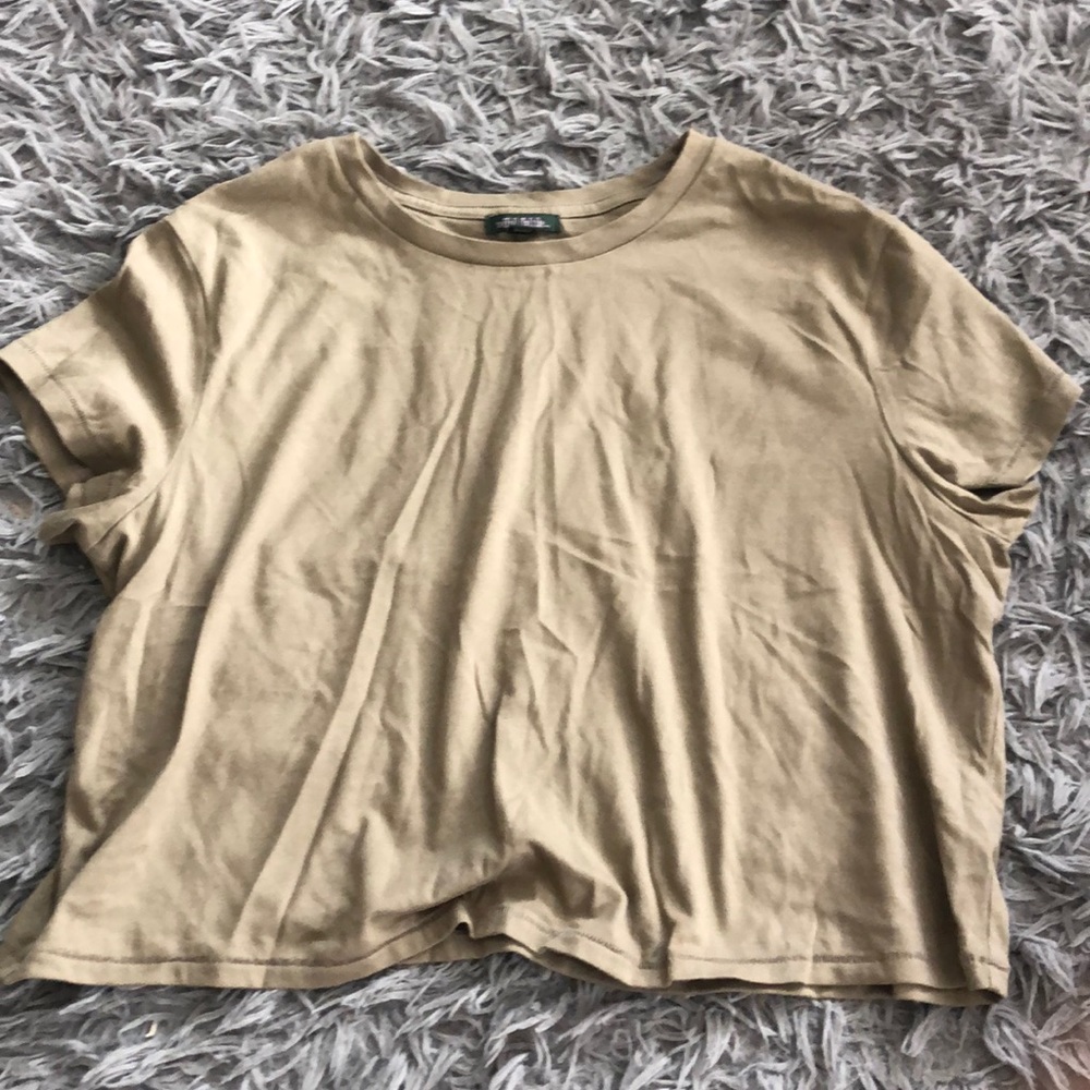 green crop top tee